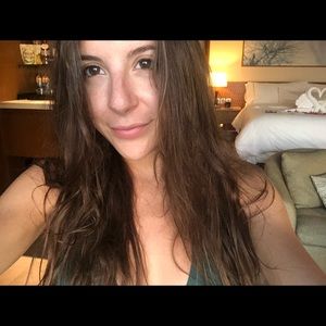 Meet your Posher, Briana